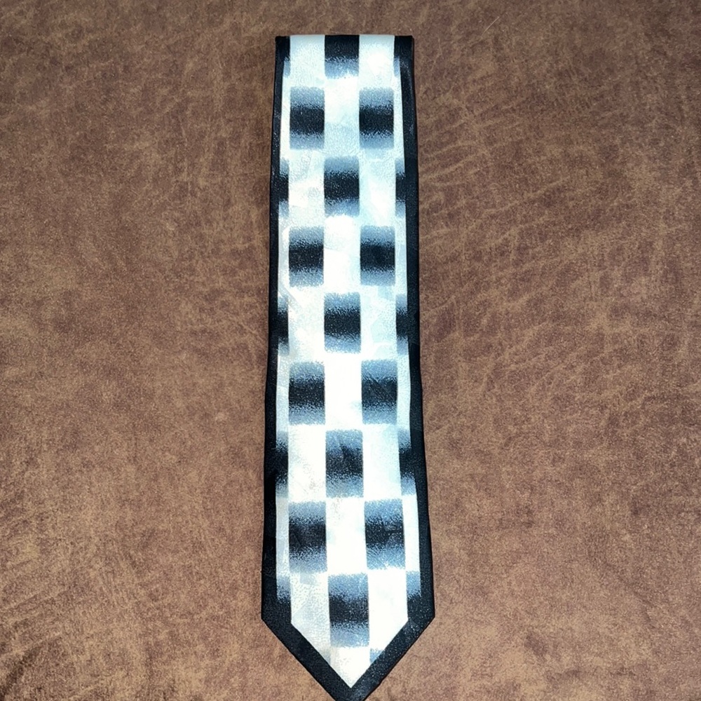 Daniel Ellissa 100% Polyester Tie